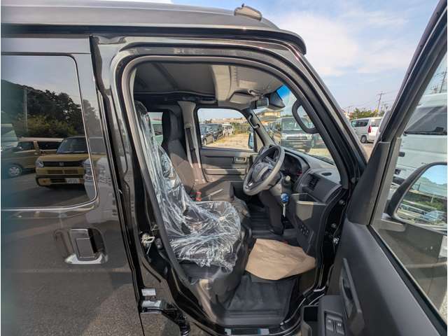 ダイハツ ハイゼットカーゴ ６６０ デラックス R7年 (関東) 99