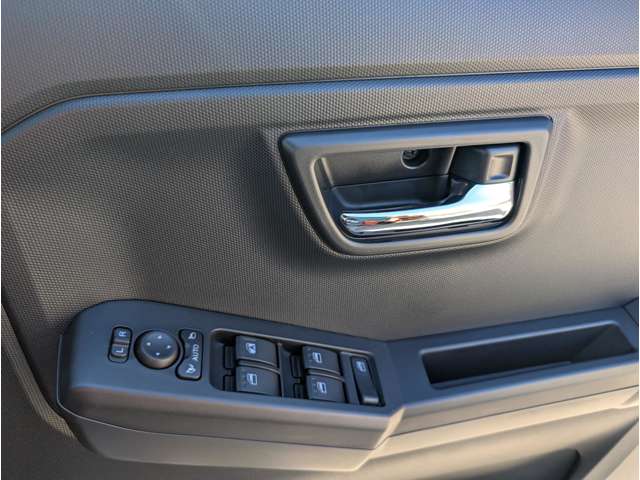 ダイハツ タフト ６６０ Ｇ ダーククロム ベンチャー R7年 (関東) 99