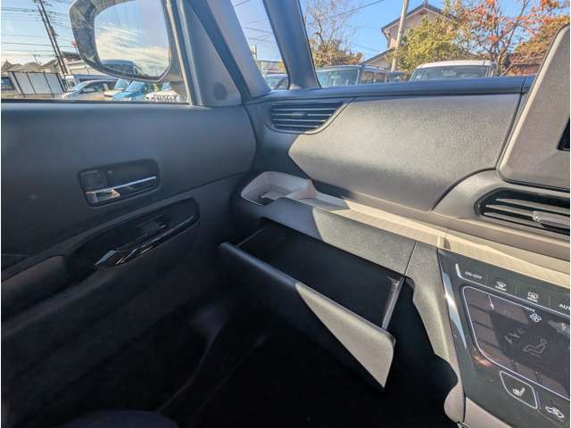 三菱 デリカ　ミニ ６６０ Ｔ プレミアム リミテッド エディション R7年 (関東) 99