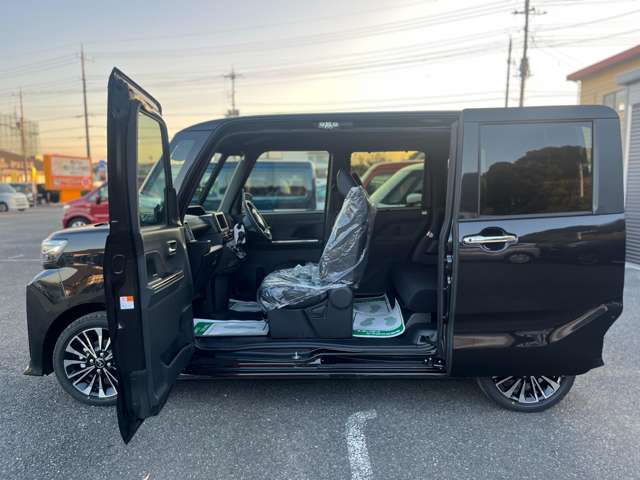 ダイハツ タント ６６０ カスタム ＲＳ R7年 (関東) 99