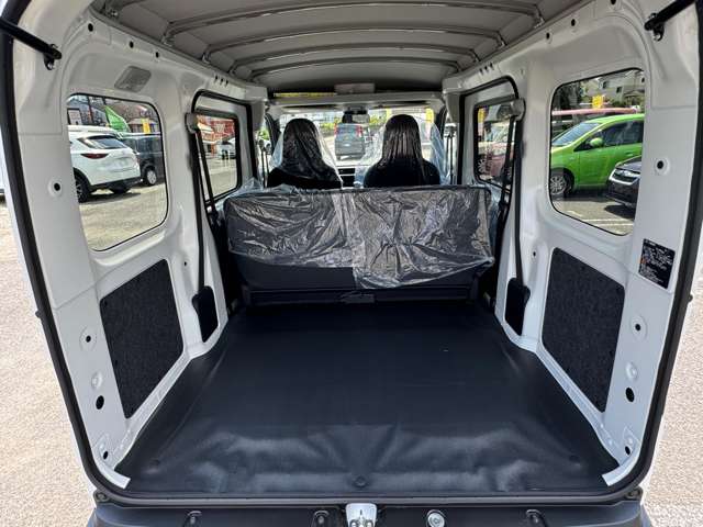 ダイハツ ハイゼットカーゴ ６６０ デラックス R7年 (関東) 99