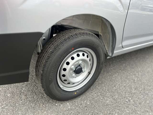 ダイハツ ハイゼットカーゴ ６６０ デラックス R7年 (関東) 99