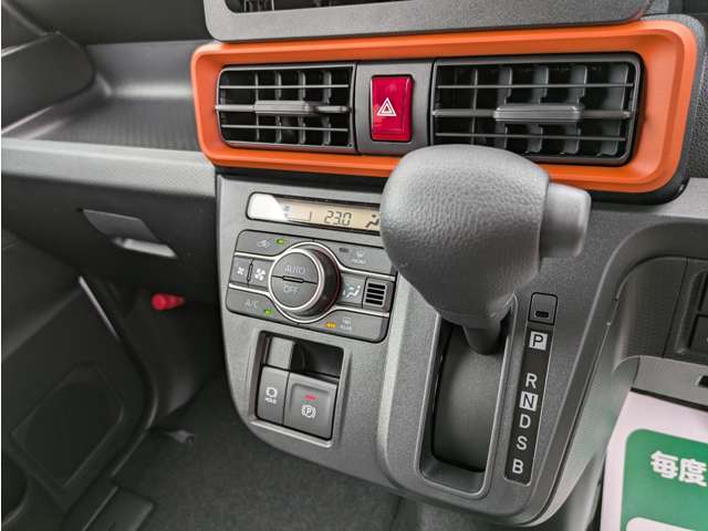 ダイハツ タント ６６０ ファンクロス R7年 (関東) 99