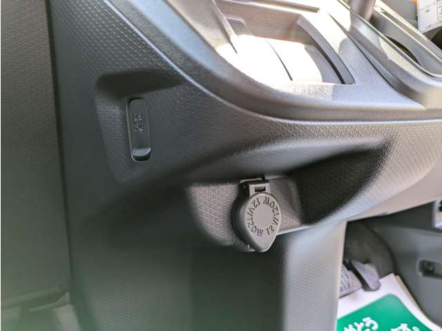 ダイハツ タント ６６０ ファンクロス R7年 (関東) 99