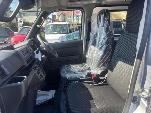 ダイハツ ハイゼットカーゴ ６６０ デラックス R7年 (関東) 99