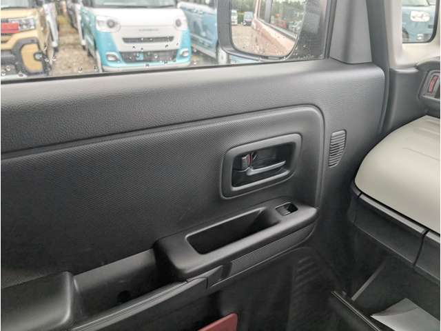 スズキ スペーシア ６６０ ハイブリッド Ｇ R5年 (関東) 99