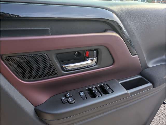 スズキ スペーシア ６６０ カスタム ハイブリッド ＸＳ R7年 (関東) 99