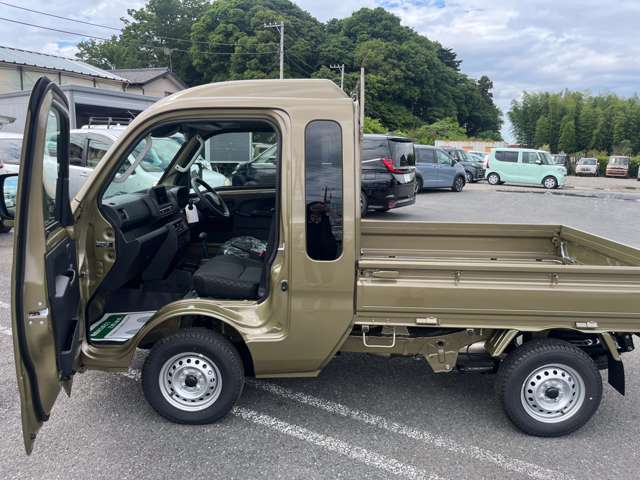 ダイハツ ハイゼットトラック ６６０ ジャンボ エクストラ ３方開 ４ＷＤ R7年 (関東) 99