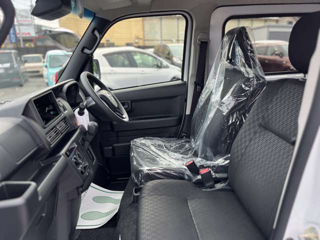 ダイハツ ハイゼットカーゴ ６６０ クルーズ R7年 (関東) 99