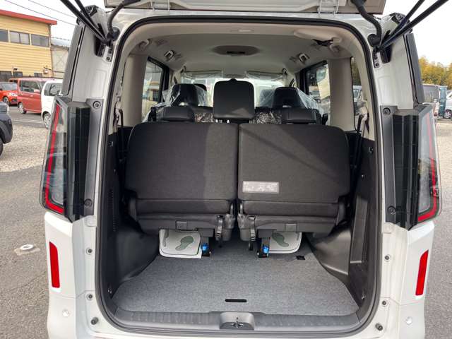 日産 セレナ ２．０ ハイウェイスターＶ R7年 (関東) 99