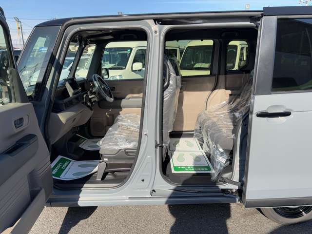 ホンダ Ｎ　ＢＯＸ ジョイ ６６０ ２トーン R6年 (関東) 99