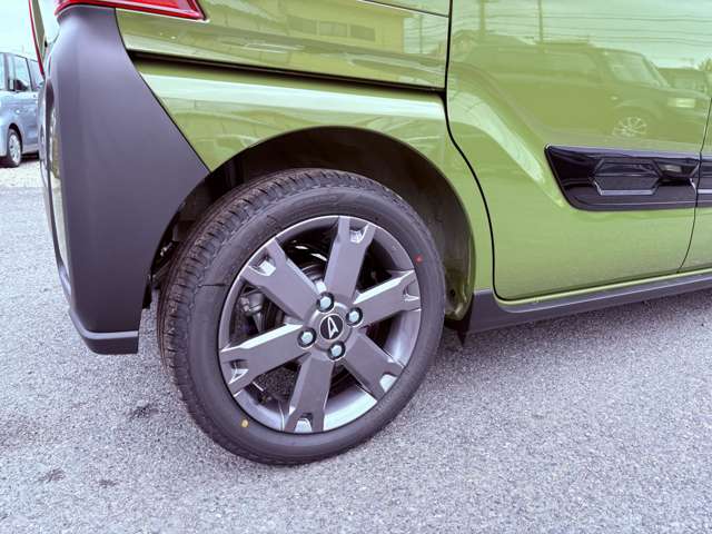 ダイハツ タント ６６０ ファンクロスターボ R7年 (関東) 99