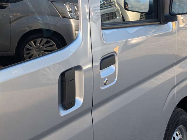 ダイハツ ハイゼットカーゴ ６６０ デラックス R7年 (関東) 99