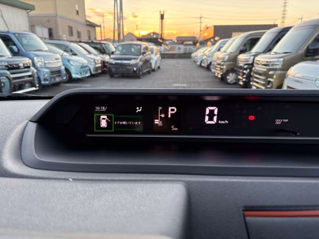 ダイハツ タント ６６０ ファンクロス R7年 (関東) 99