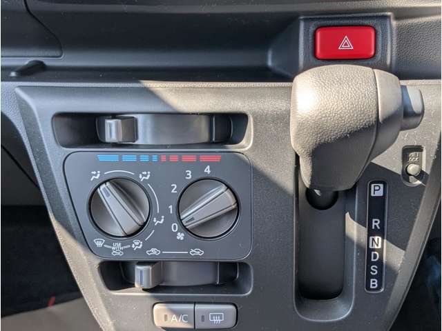 ダイハツ ミラ　イース ６６０ Ｌ ＳＡＩＩＩ R7年 (関東) 99