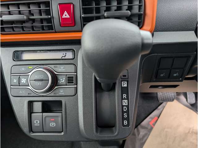 ダイハツ タント ６６０ ファンクロス R7年 (関東) 99