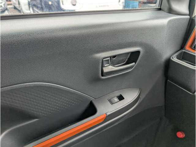 ダイハツ タント ６６０ ファンクロス R7年 (関東) 99