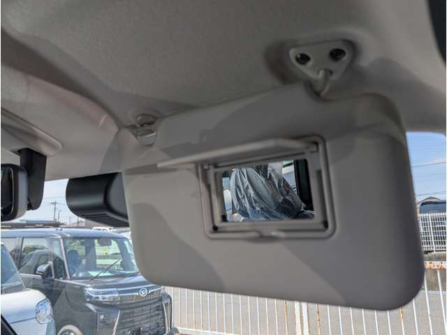 三菱 デリカ　ミニ ６６０ Ｔ プレミアム ４ＷＤ R7年 (関東) 99