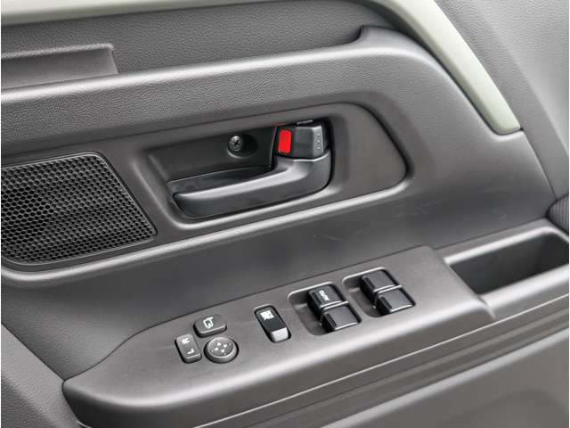 スズキ スペーシア ６６０ ギア ハイブリッド ＸＺ R7年 (関東) 99