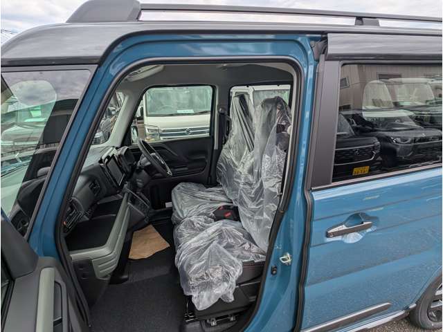 スズキ スペーシア ６６０ ギア ハイブリッド ＸＺ R7年 (関東) 99