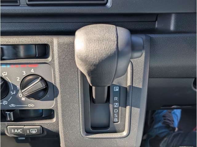 ダイハツ ハイゼットカーゴ ６６０ クルーズ R7年 (関東) 99