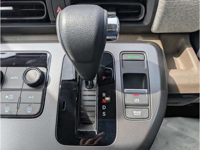 ホンダ フリード １．５ エアー R7年 (関東) 99