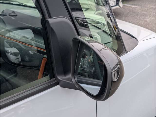 ダイハツ タント ６６０ ファンクロスターボ R7年 (関東) 99