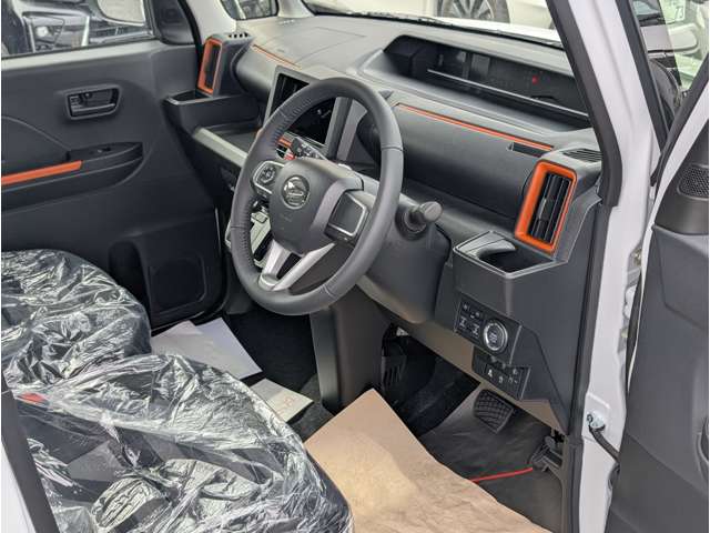 ダイハツ タント ６６０ ファンクロスターボ R7年 (関東) 99