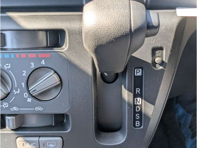 ダイハツ ミラ　イース ６６０ Ｌ ＳＡＩＩＩ R7年 (関東) 99