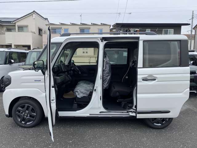 スズキ スペーシア ６６０ ギア ハイブリッド ＸＺ R6年 (関東) 99