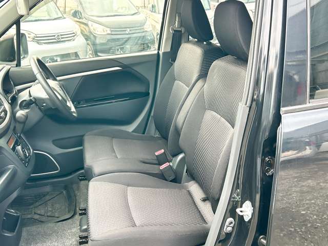 スズキ ワゴンＲ ６６０ スティングレー Ｘ H25年 () 99