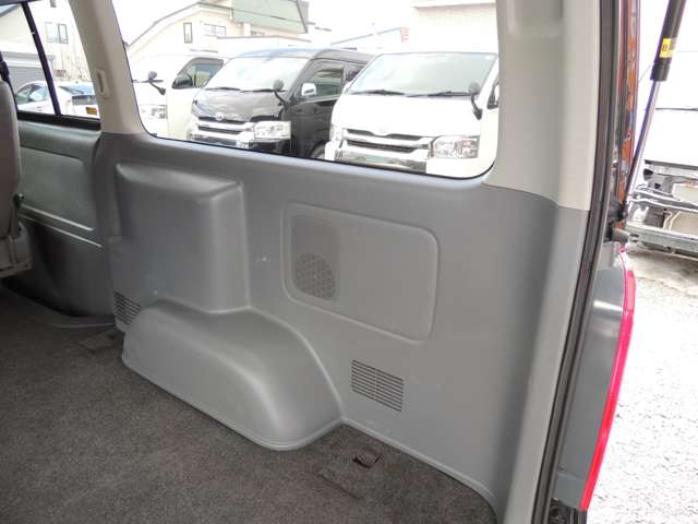 トヨタ ハイエースバン ２．７ スーパーＧＬ ワイド ロング ミドルルーフ ４ＷＤ H20年 (北海道) 99