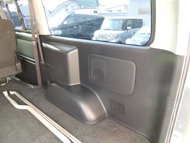 トヨタ ハイエースバン ２．７ スーパーＧＬ ダークプライム ワイド ミドルルーフ ロングボディ ４ＷＤ H27年 (北海道) 99