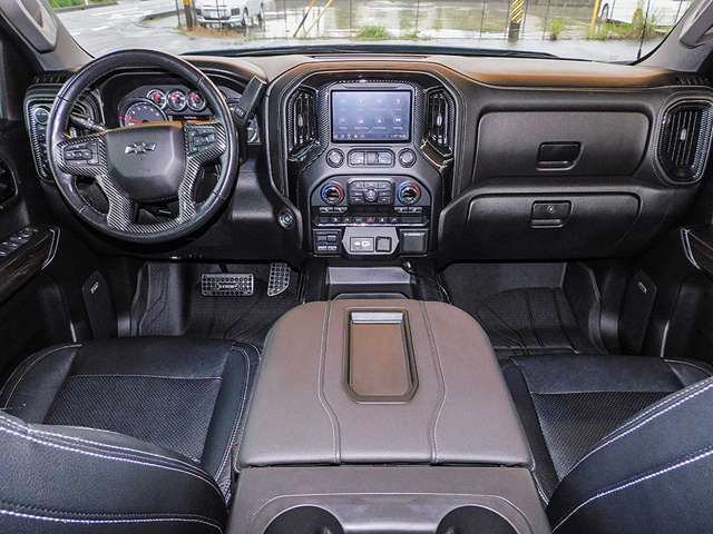 シボレー シルバラード ＬＴ ＴＲＡＩＬ ＢＯＳＳ R2年 () 99