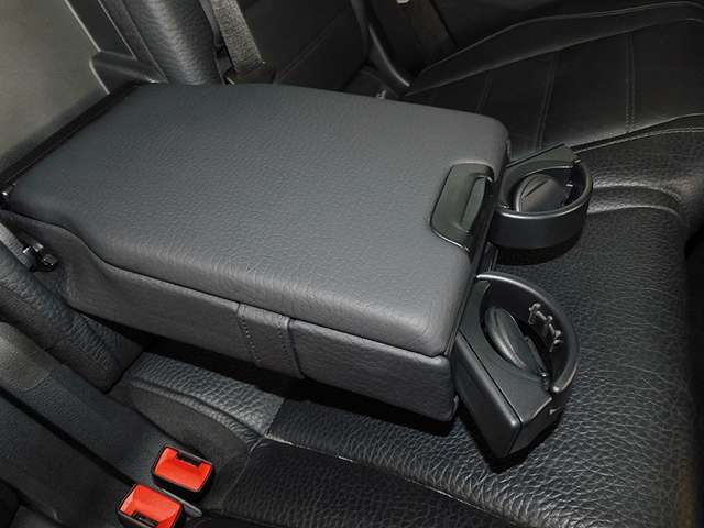 メルセデスベンツ ＧＬＳクラス ５８０ ４マチック スポーツ （ＩＳＧ搭載モデル） ４ＷＤ R2年 () 99