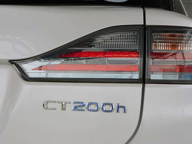 レクサス ＣＴ２００ｈ Ｆスポーツ H24年 () 99