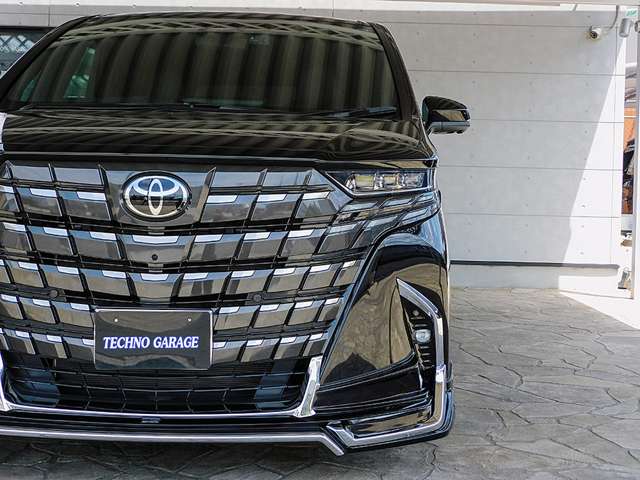 トヨタ アルファード　ハイブリッド ハイブリッド ２．５ エグゼクティブ ラウンジ Ｅ－ＦＯＵＲ ４ＷＤ R6年 () 99