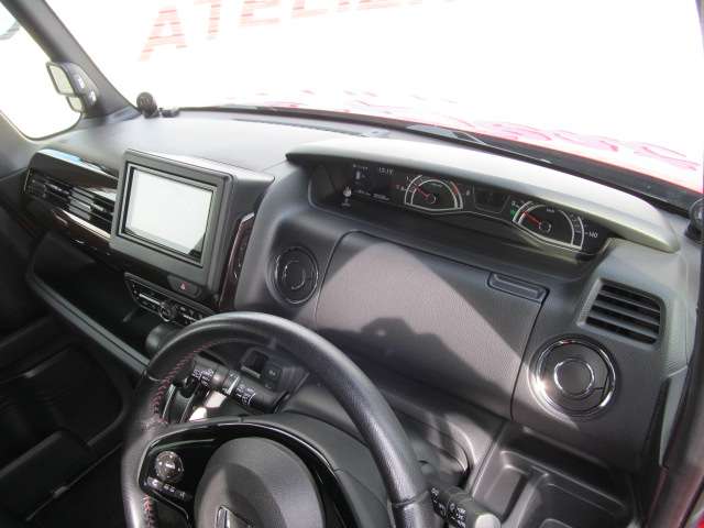 ホンダ Ｎ　ＢＯＸ カスタム ６６０ Ｌ ターボ コーディネートスタイル R5年 () 99