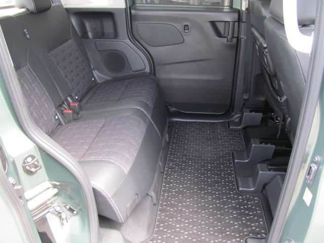 三菱 デリカ　ミニ ６６０ Ｔ プレミアム ４ＷＤ R5年 () 99