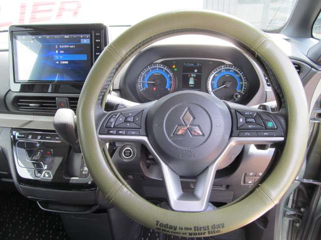 三菱 デリカ　ミニ ６６０ Ｔ プレミアム ４ＷＤ R5年 () 99