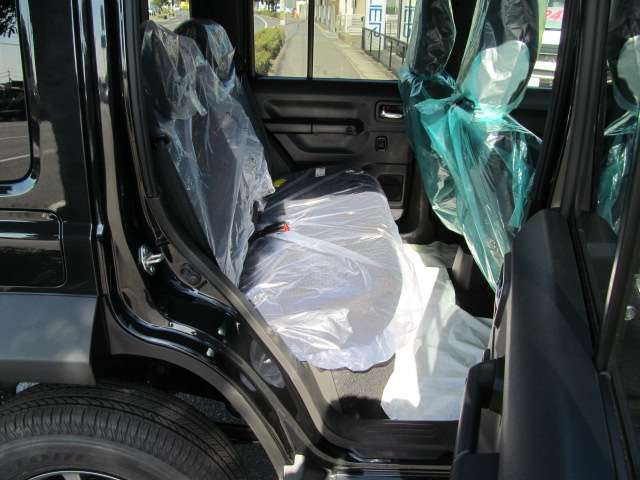 スズキ ジムニー　ノマド １．５ ＦＣ ４ＷＤ R7年 () 99