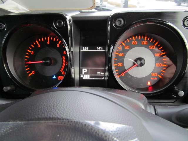 スズキ ジムニー　ノマド １．５ ＦＣ ４ＷＤ R7年 () 99