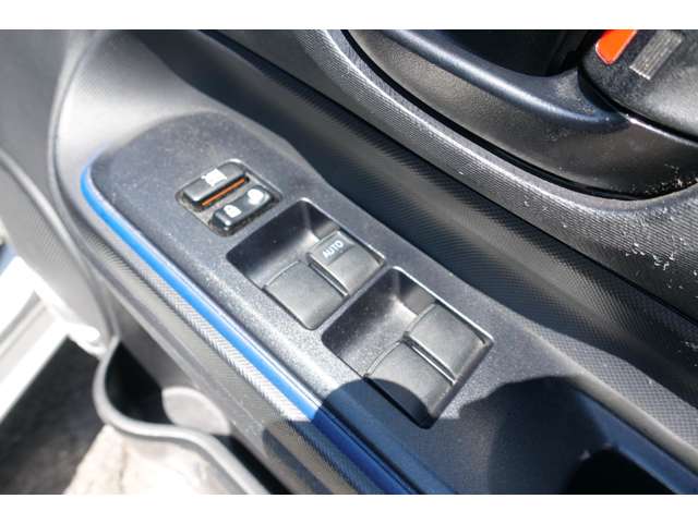 トヨタ アクア １．５ Ｓ H27年 () 99