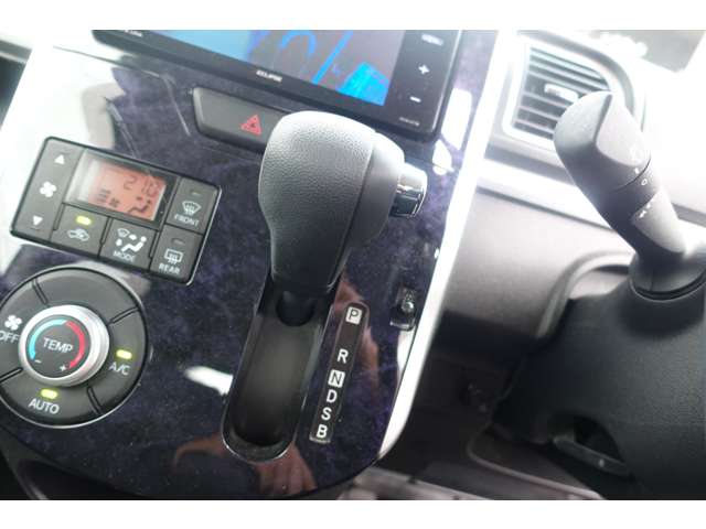 ダイハツ タント ６６０ カスタム Ｘ トップエディション ＳＡＩＩＩ H29年 () 99