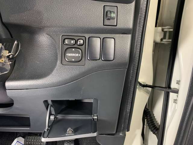 トヨタ ｂＢ １．５ Ｚ H22年 () 99