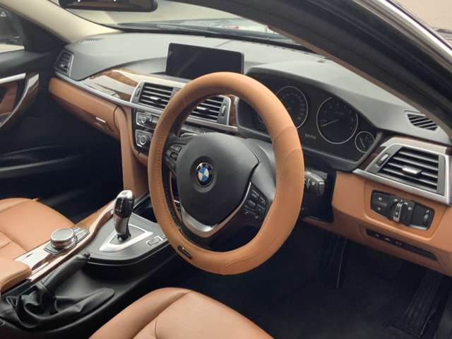ＢＭＷ ３シリーズ ３２０ｉ　ラグジュアリー H29年 () 99
