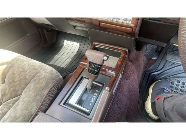 日産 セドリックセダン ２．０ Ｖ２０ツインカムターボ ブロアム S62年 () 99