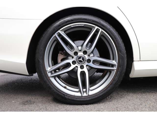 メルセデスベンツ Ｅクラス Ｅ２００ アバンギャルド （ＢＳＧ搭載モデル） ＡＭＧライン R2年 (甲信越・北陸) 99