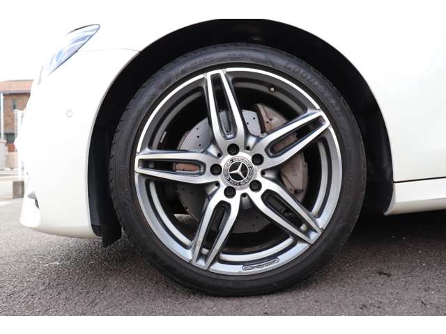 メルセデスベンツ Ｅクラス Ｅ２００ アバンギャルド （ＢＳＧ搭載モデル） ＡＭＧライン R2年 (甲信越・北陸) 99