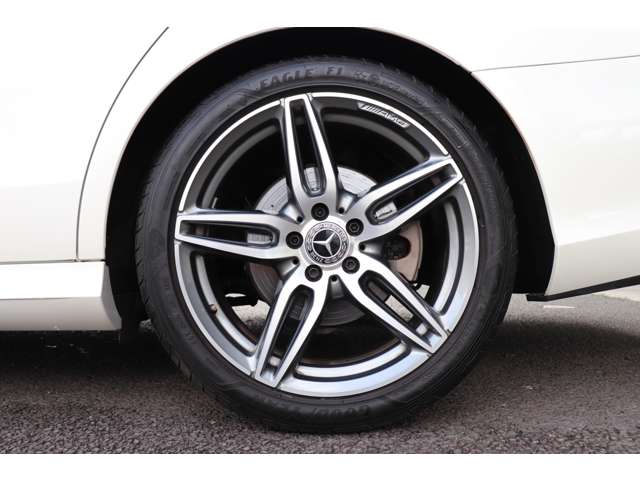 メルセデスベンツ Ｅクラス Ｅ２００ アバンギャルド （ＢＳＧ搭載モデル） ＡＭＧライン R2年 (甲信越・北陸) 99